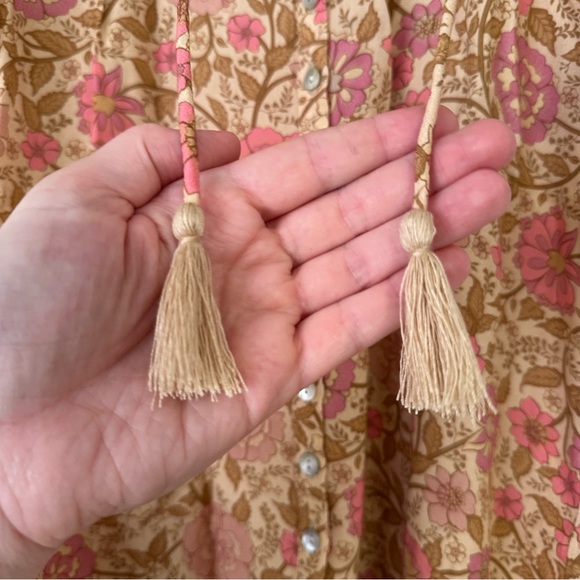 SPELL Love Story Boho Romantic Feminine Short Sleeve Blouse - Picture 3 of 7